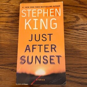 Stephen King book - Just After Sunset - Paperback - Good Condition!  books novel